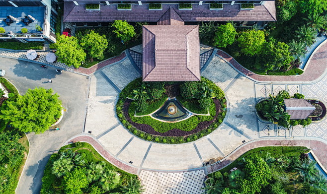 入口-花瓣网|陪你做生活的设计师 | 泰式 鸟瞰 植物 花池 种植池 景观