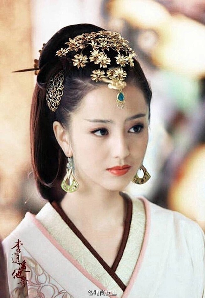 #女神爱时尚# 古装美人佟丽娅, 你们就说美不美