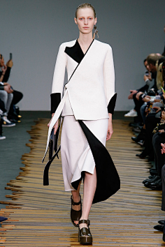 Irina_Yi采集到dressing