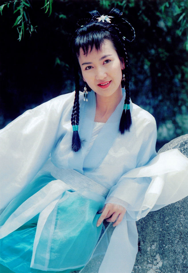 09:47:44小青《新白娘子传奇—陈美琪白素贞下雪的城该采集也在