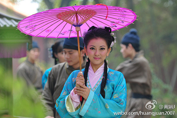 龙年三响炮之三笑:秋香