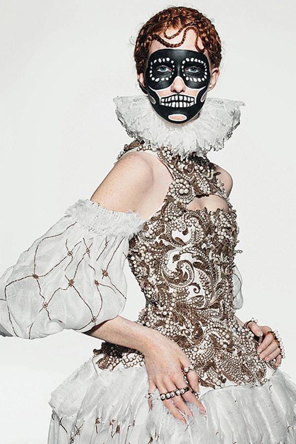 com 2017春夏巴黎时装周:亚历山大·麦昆 (alexander mcqueen) 女装秀