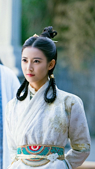 来福佳佳哥采集到动态形象姑娘