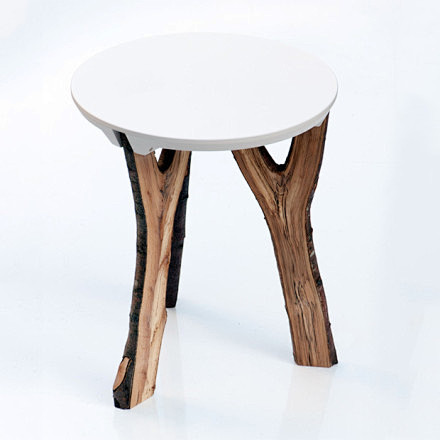 树枝凳是瑞士著名制造商schindlersalmerón同