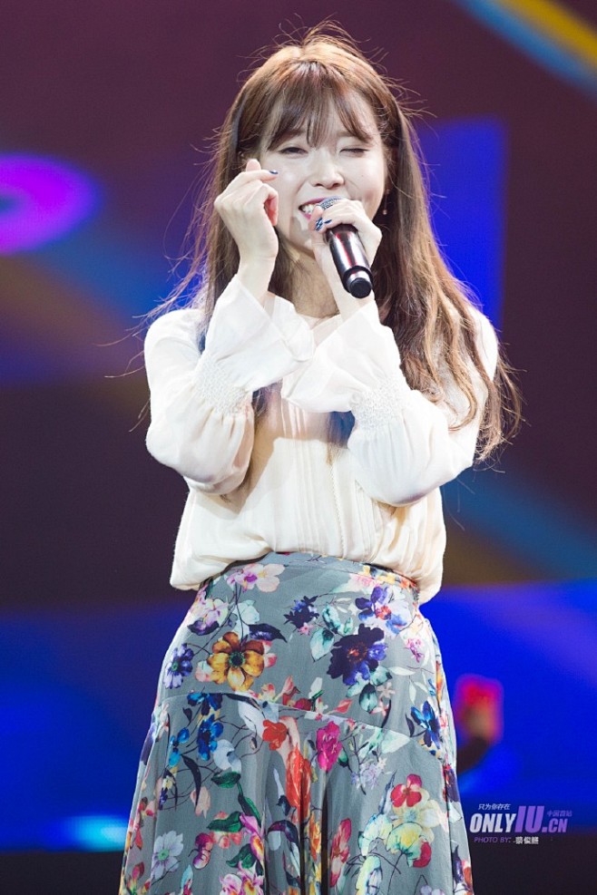 只收全身照-花瓣网|陪你做生活的设计师 | iu 李知恩 李智恩