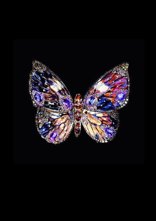 cindychao蝴蝶胸针用立体环绕的钻石设计及各种彩色宝石层叠镶钻打造