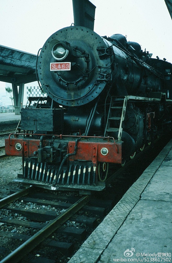 1982年昌局萍段胜利型扁烟囱463号客运蒸汽机车