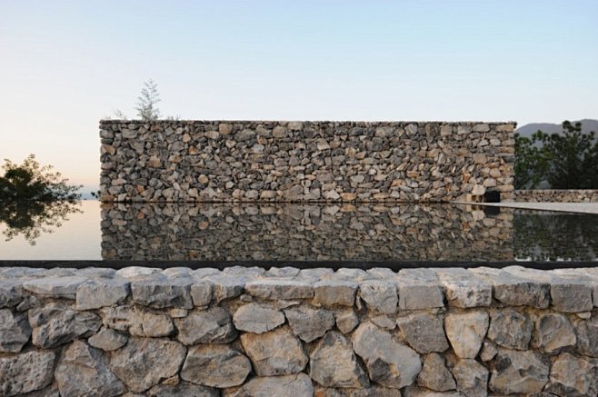 火成岩砌筑的石墙