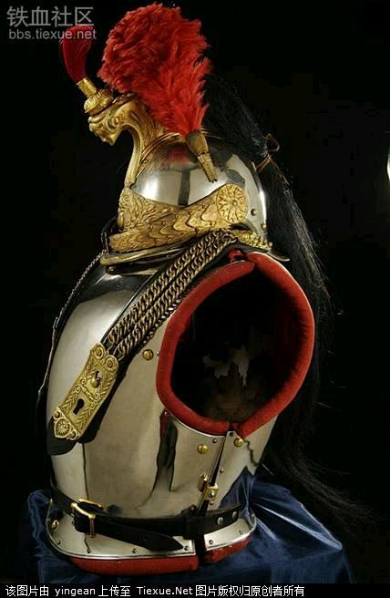 【华丽】一些十九世纪的漂亮军用头盔!_盔甲吧