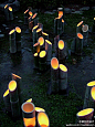 日本京都小路上的竹灯