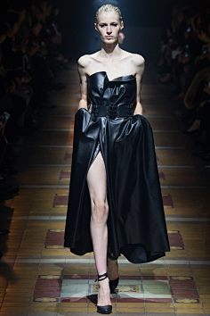 山茶与茶采集到Lanvin