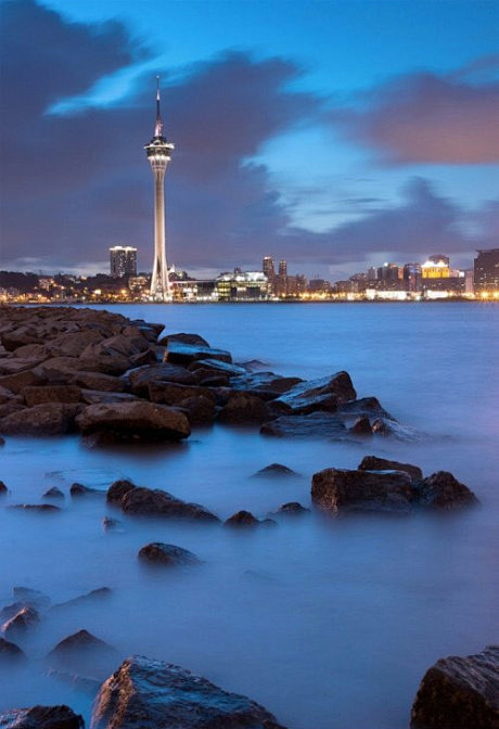 【箴言】1. 被恨的人没有痛苦,恨人的人却终将