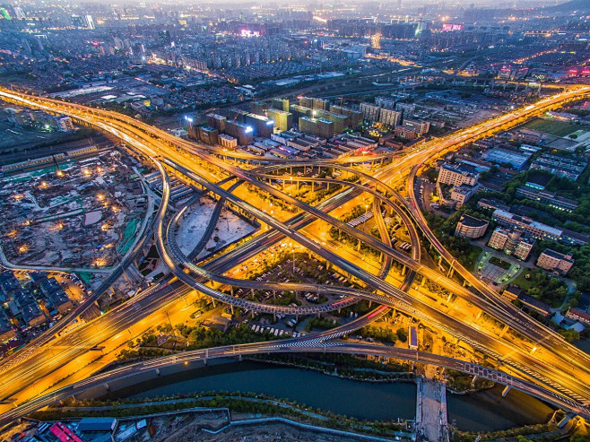 ~小迷糊~采集到城市符号 建筑艺术