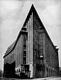 architectureofdoom:

Chilehaus, Hamburg, Fritz Höger, 1922-24
