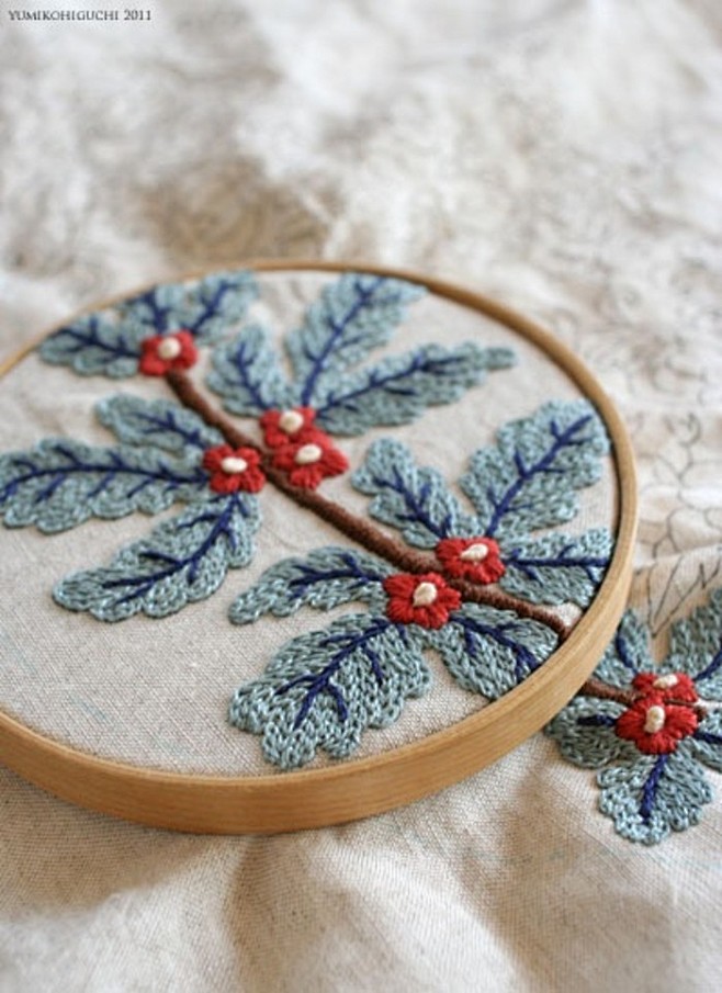 谢海燕的小花园采集到手工  1  #刺绣# #布艺# 1