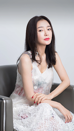 洛云汐采集到美女明星~写真代言