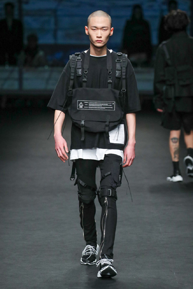 heroro采集到服装参考