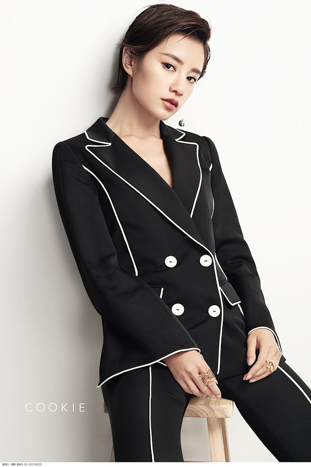 修图小饼干cookie作品主持人伊一