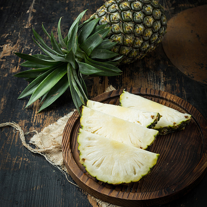 【天猫超市】满88减40台湾牛奶凤梨1个约1kg