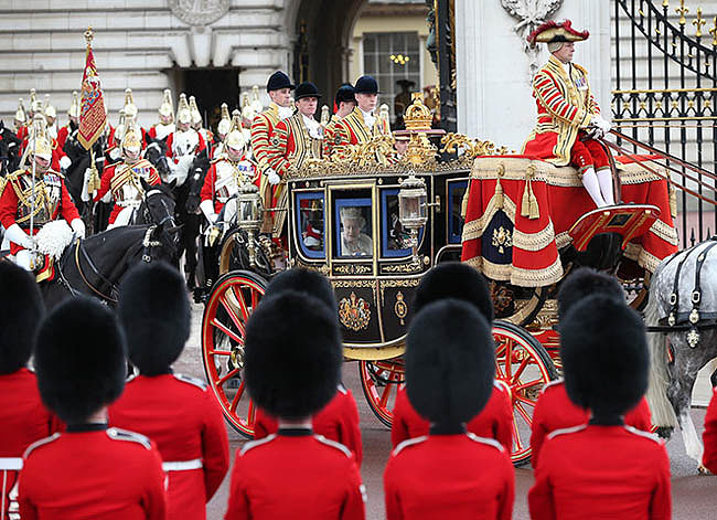 华丽的英国皇家仪式 延续数百年的皇家传统