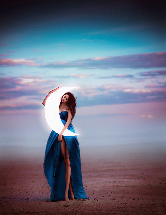 冷月如霜梦幻月亮天空沙漠美女