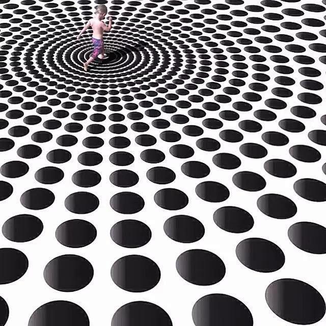 火爆facebook的二维空间