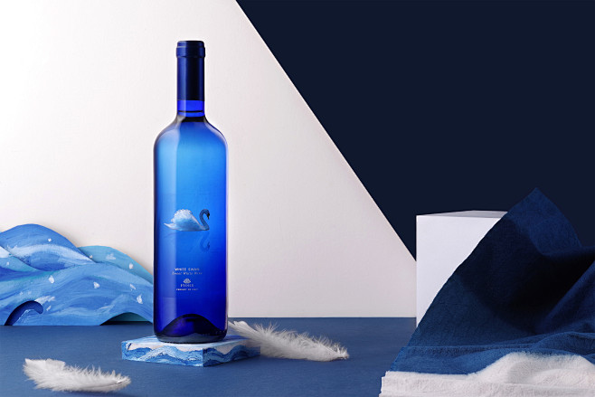 白天鹅白葡萄酒酒标设计|平面|图案|猴猴HDN -