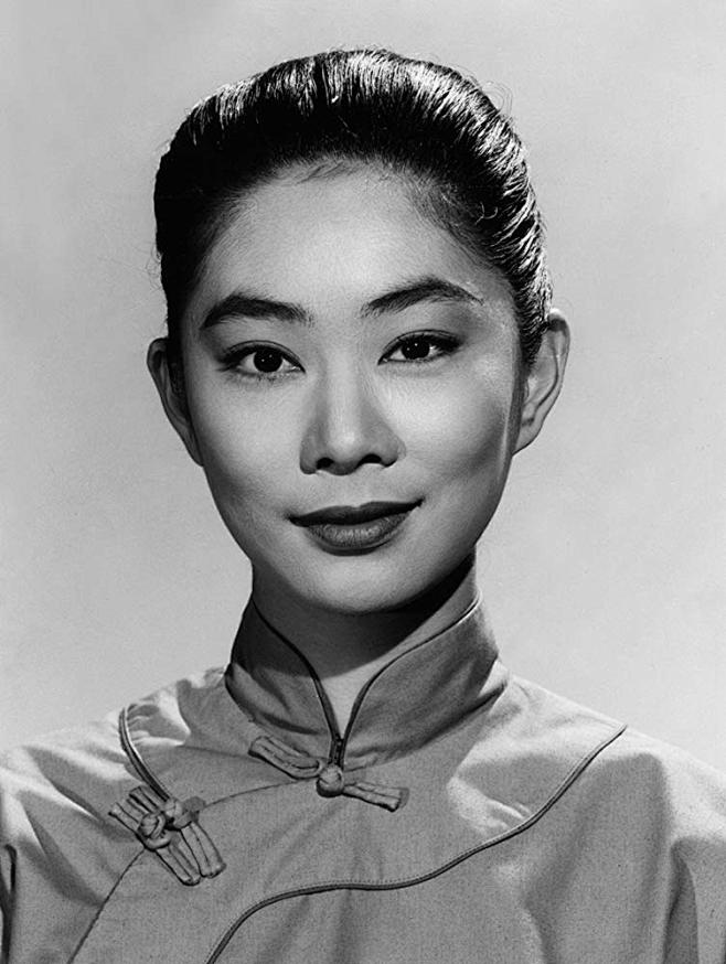 旅美华裔演员制片人卢燕