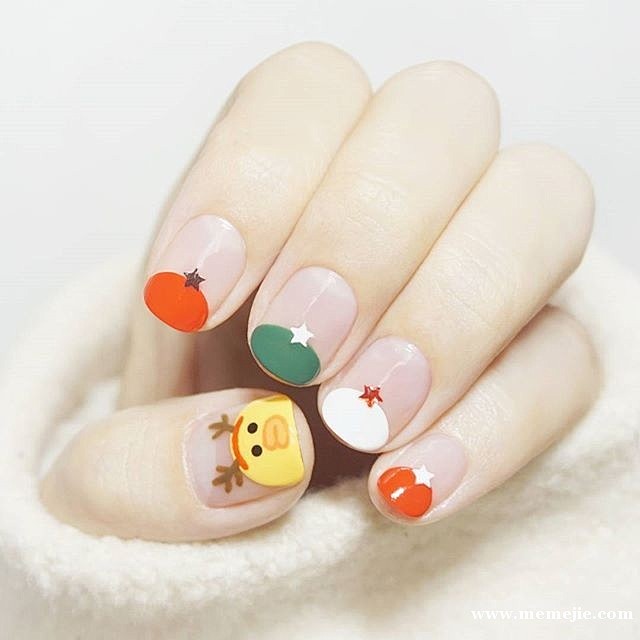 韩国彩色可爱手绘卡通美甲图案
