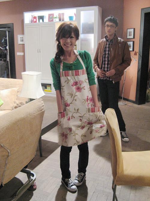 【爱情公寓】 =本剧幕后的图片= 你看过多少_