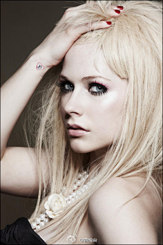 Alan020采集到Avril Lavigne