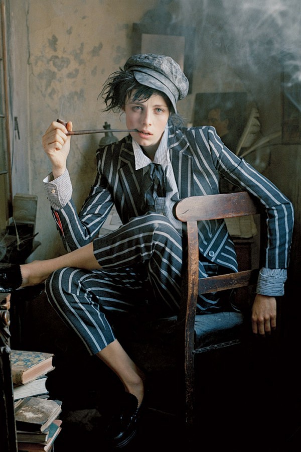 英国作家狄更斯的小说olivertwist苦海孤离孤雏泪不知道大家有没有看