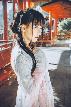 春花落尽·不曾回头采集到素闲吃“香”