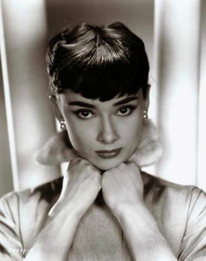 无法忘怀的容颜奥黛丽赫本audreyhepburn赫本美人黑白美人经典影视老