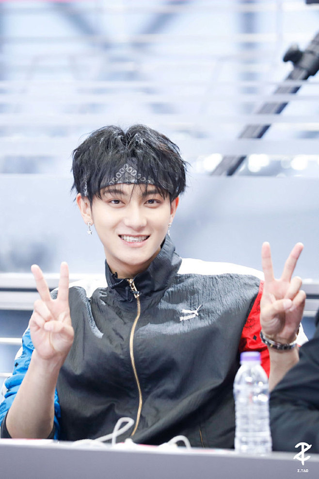 凱凱超憨从没烦恼鸭转采于2021-12-21 15:59:56黄子韬ztao工作室的