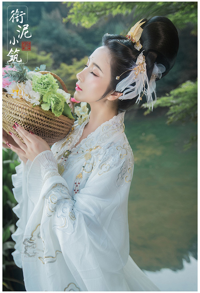 銜泥小築原創釘珠刺繡漢服元素女裝花神賦百花仙子淘寶網4