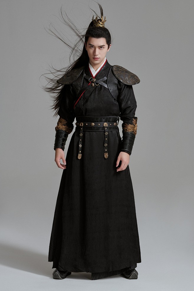 许魏洲古装造型 侠客气质满满