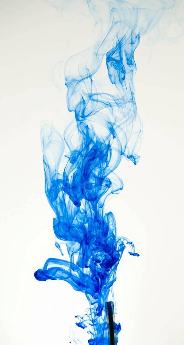 蓝色烟雾