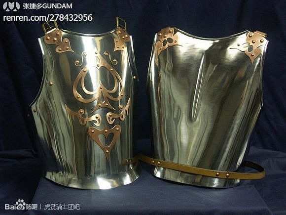 【武备展示】一些精致漂亮的幻想皮甲和武器_