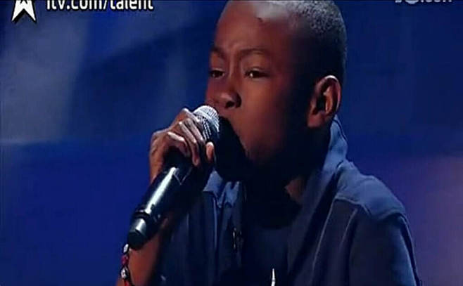 英国达人秀--唱哭全场的9岁男孩再次来袭 深情