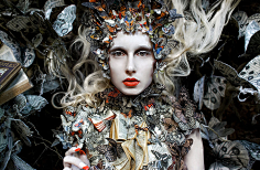 湖畔阴影采集到克里斯蒂·米切尔(Kirsty Mitchell),英国摄影师