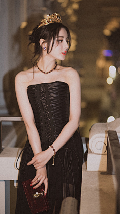 奶牛拉面采集到街拍模特cos(服装配饰)