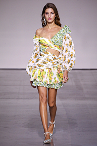 YOUNGDESIGNWORK采集到Fashion Show