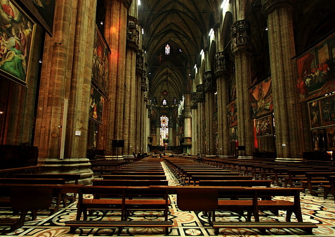 米兰多莫大教堂图片