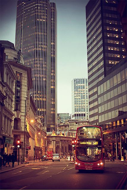 摄影旅行城市城市夜景街景旅行风景街道灯光图片照片照相繁华都市繁华