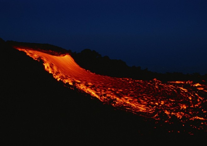 火山岩漿圖片