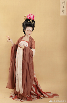 尤歌YAN采集到汉服