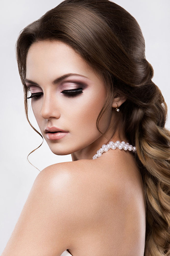 戴项链的美女图片美女模特美女写真时尚美女性感美女时尚女性欧美女性