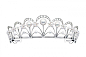 在日本，皇冠的优雅与美丽深深吸引新嫁娘，几乎成为每位 新娘的必备饰品，令新娘流露皇家公主般的高贵气质，也让幸福更加闪耀。日本顶级珠宝品牌TASAKI不仅致力于设计亘古的经典婚戒，也钻研华贵优雅的皇冠 设计，品牌银座旗舰店更有一面展示牆陈列着多款设计别致的皇冠，提供购买品牌结婚对戒的新人免费租用，实现每位新娘的梦幻婚礼。@北坤人素材