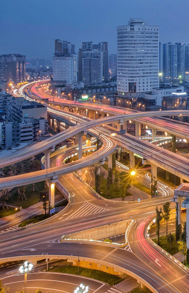 ~小迷糊~采集到城市符号 建筑艺术